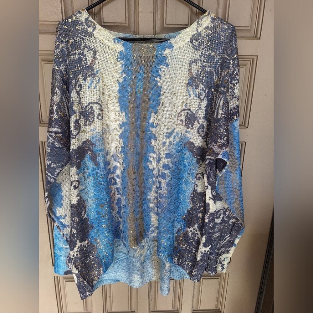 Lightweight Sweater Blue/White/Gold Patterned Women's Top SzL Long Sleeves